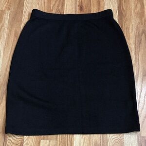 St. John collection Knit Skirt size 8